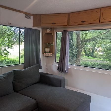 Mobile Home Situe Au Coeur Du Lac Blangy-le-Château Exteriér fotografie