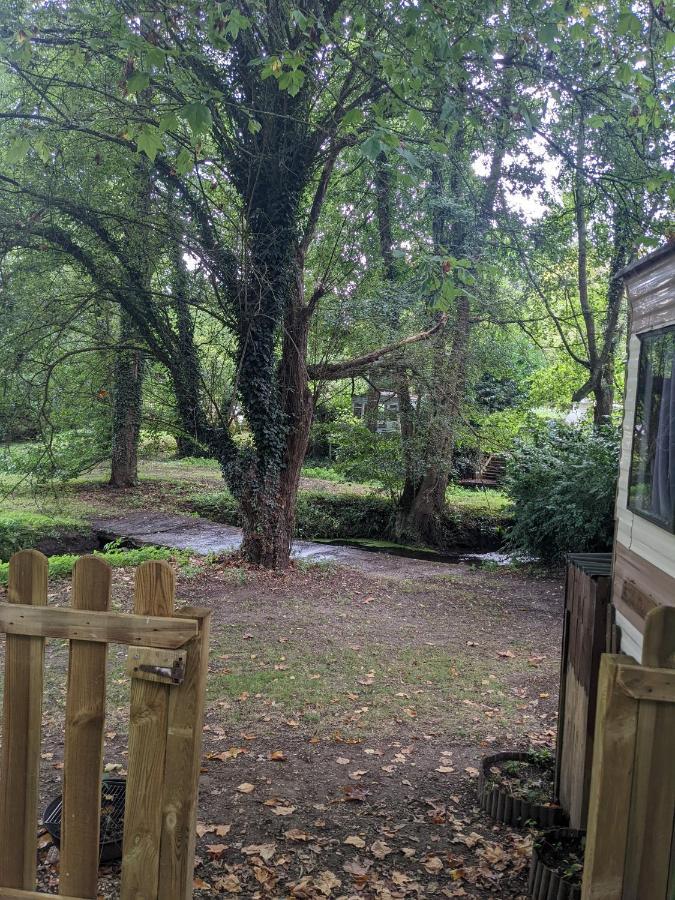 Mobile Home Situe Au Coeur Du Lac Blangy-le-Château Exteriér fotografie