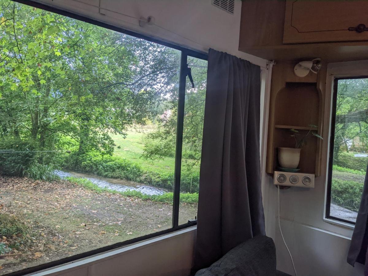 Mobile Home Situe Au Coeur Du Lac Blangy-le-Château Exteriér fotografie
